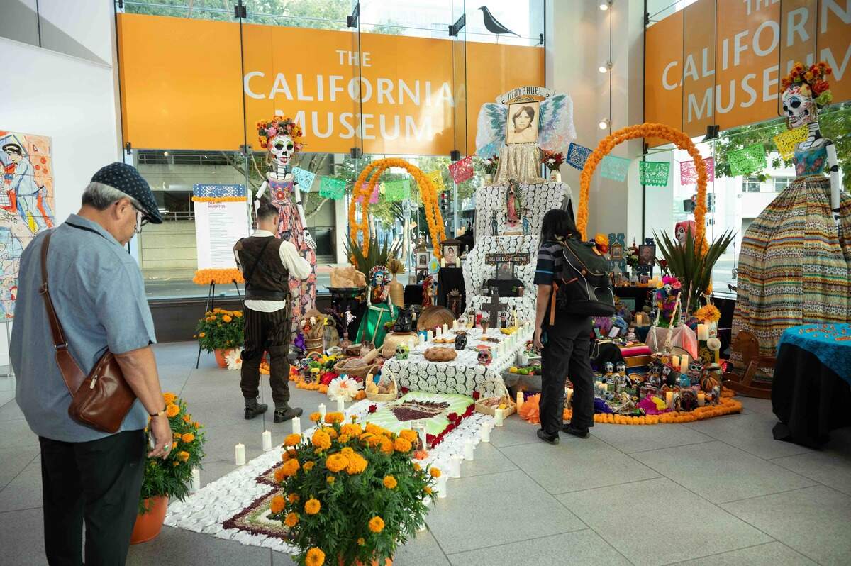 The altar created by local restaurant Mayahuel at the California Museum’s 2025 Día de los Muertos Fiesta.